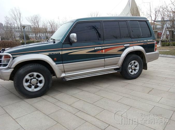 1999年 三菱帕杰罗 v33 3.0v6手动 四驱掐腰