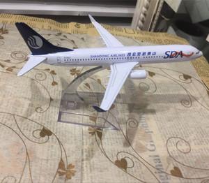 山东航空飞机模型