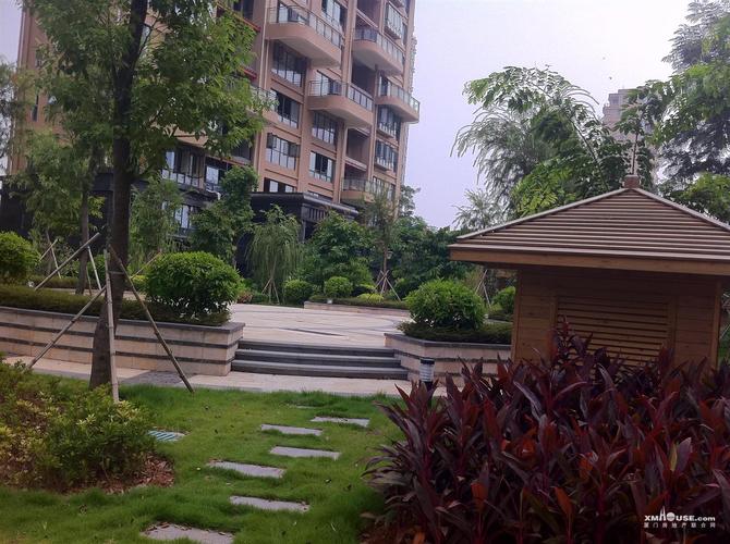  p>紫金家园一期位于厦门市湖里五缘湾,由福建紫金房地产开发有限公司