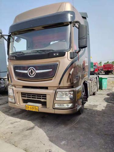 19年天龙旗舰560马力牵引车