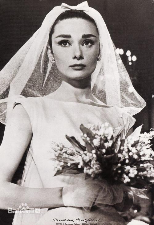 奥黛丽·赫本个人简历资料最新消息-明星库-中国时尚网