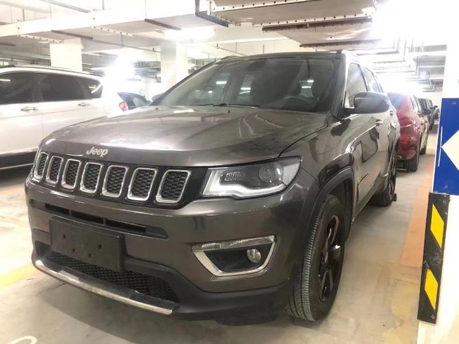 成都抵押车18年jeep指南者出售