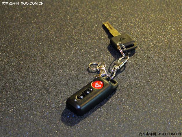 是不是真牛?隔壁老王试驾小牛n1电动车