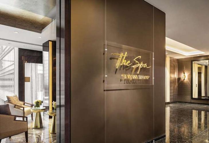 温哥华川普国际酒店大楼, 温哥华