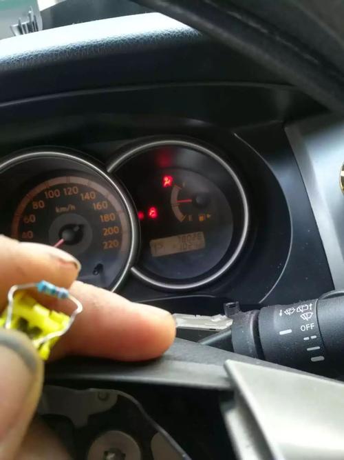 教你如何用1根电阻玩转气囊故障