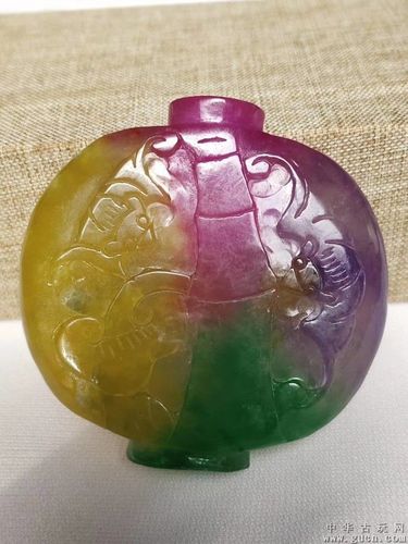 三彩翡翠福禄寿鼻烟壶