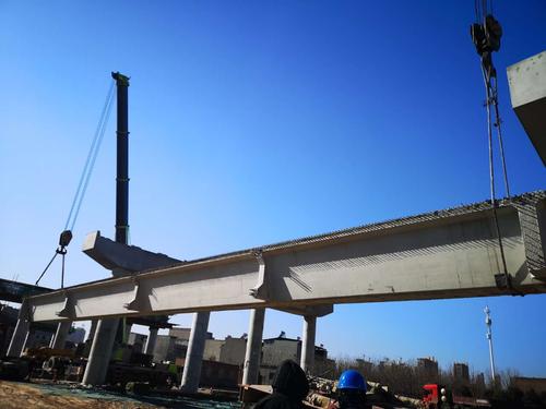 预制箱梁有序安全吊装施工