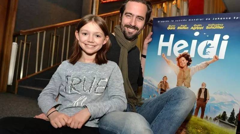 为电影加分的,还有饰演海蒂的小演员阿努克·斯特芬.