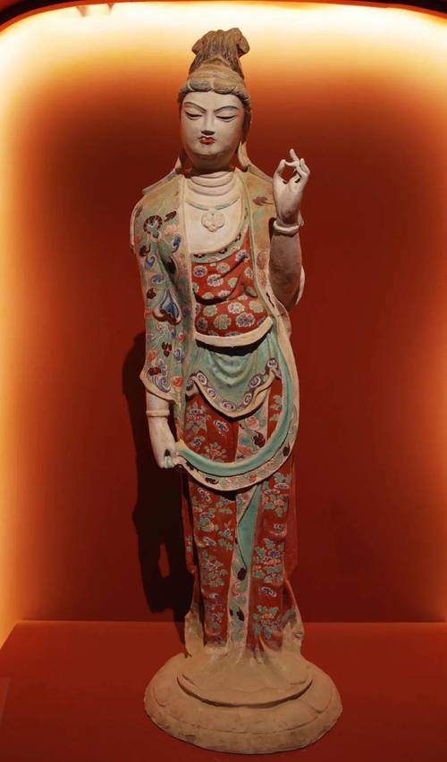 当敦煌的光芒照进故宫_佛像