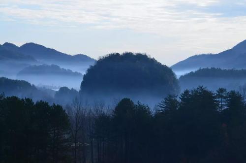 四川100个最美观景拍摄点,63个自驾游目的地——巴中空山天盆