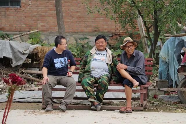 在苏北老家,随着新农村建设的推进,这样的场景,以后很难看到了