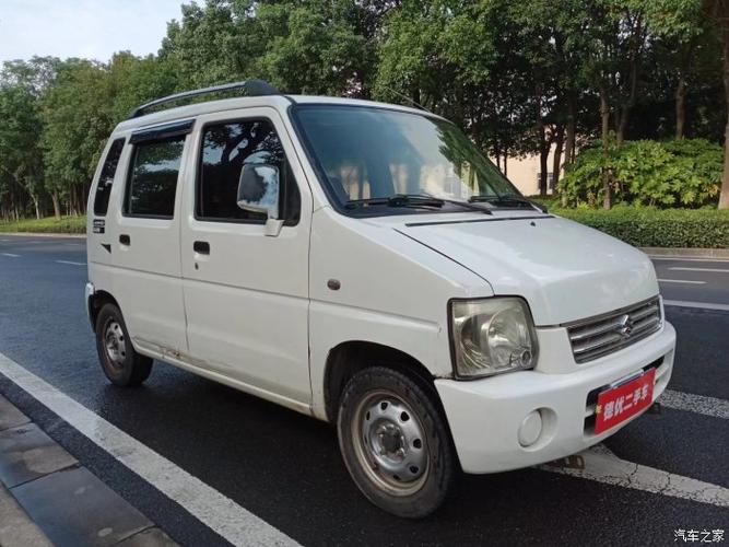 12年上牌铃木北斗星1.0,机头波箱板正巅峰状态,空调冻西瓜