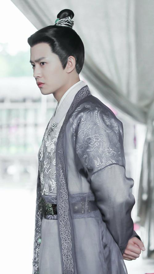 古装剧《锦衣之下》任嘉伦饰演陆绎 手机壁纸