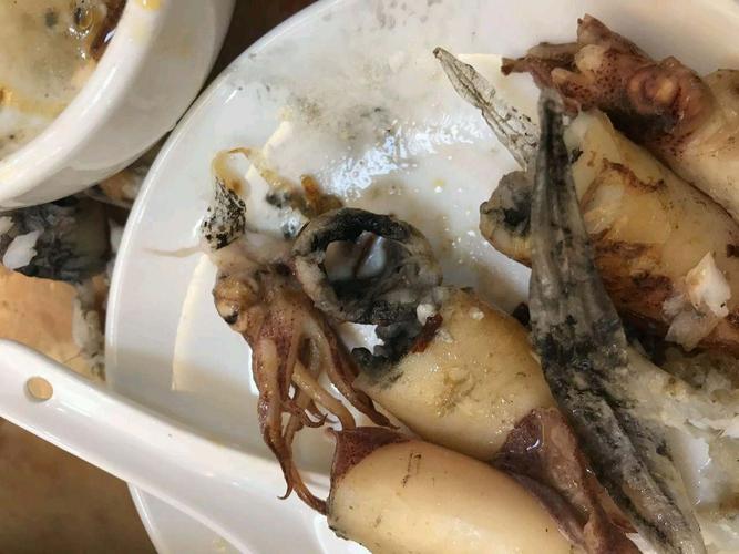 2022快活林排档美食餐厅,鱿鱼里面墨汁都没弄干净,吃. 【去哪儿攻略】