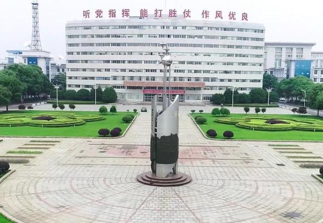 旅游看大学:国防科技大学之校园风光,让你开开眼