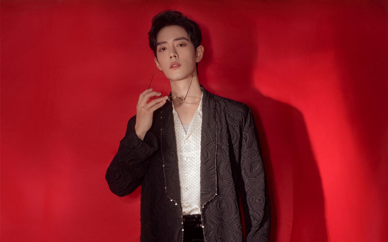 肖战帅气最新壁纸_人气男神肖战