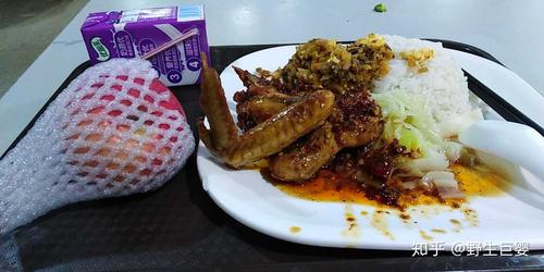 晒晒你的年夜饭# 我在深圳富士康龙华园区,吃的j8餐厅的免费晚餐