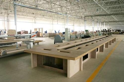 北京西三旗家具厂车间承载年轻人"智造"创业梦
