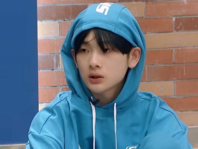 周震南是什么绝世神仙?戴帽子的方式萌翻了,网友:周三