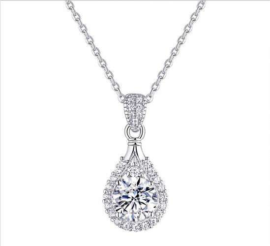 网易首页>网易号>正文申请入驻> 二,不同的钻石吊坠款式所代表的意义