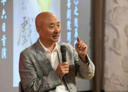 喜剧小品之王陈佩斯为什么常年穿一双北京老布鞋