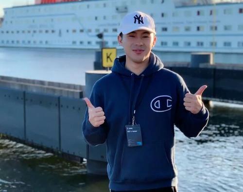 华中科技大学的4位博士,华为"天才少年"年薪201万,说明啥?