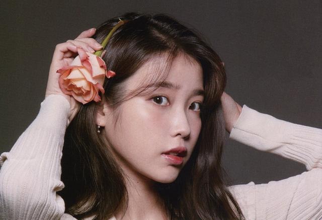 "韩国美女"李知恩:芙蓉如面,楚楚动人