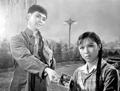 豫剧《朝阳沟》的简单故事概述!