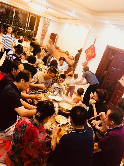 2018年中秋节家庭聚餐会留影