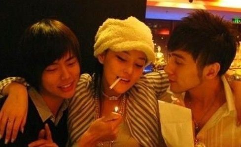 张馨予否认坐台将开记者会 暗指吴卓羲劈腿欺骗