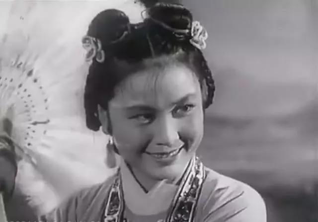 七仙女严凤英一生三段婚姻遇见过才子和帅哥最贴心的是他