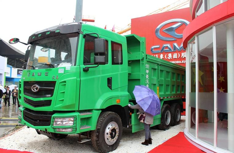 华菱 汉马重卡 345马力 6x4 自卸车