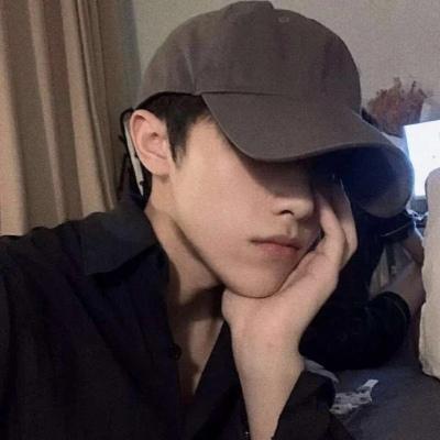 男头像成熟气质男人味 有多少话想说还是保留吧-男生