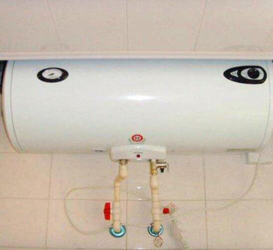 「储水式热水器」目前最安全的电热水器 即热式和储水