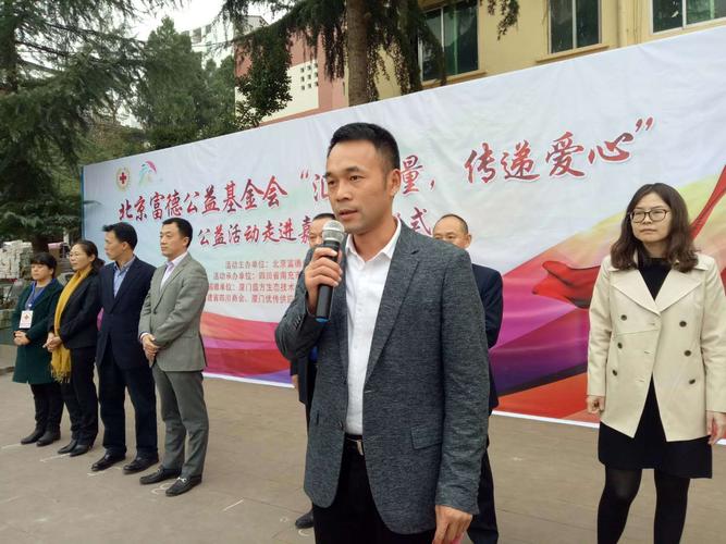 一立那边才安逸哦北京和厦门两边又送东西去了