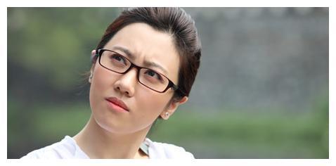 王博谷:宋丹丹儿媳,领导老公,征服婆婆,不理"公公"英达