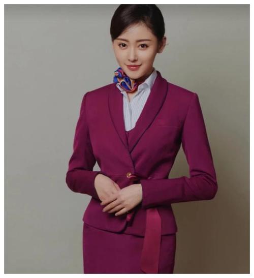 继空姐造型惊艳后,张天爱又穿白大褂,满足男人对女人的所有幻想