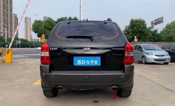 现代 途胜 2008款 2.0 自动 舒适型天窗版