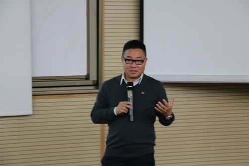 香港大学吕伟生教授学术讲座顺利举行