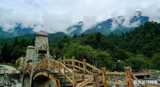 四川值得去的景区被称为中国百慕大是国内完整的生态群落之一