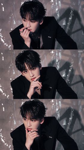 何洛洛精选壁纸,100张的帅气,请签收