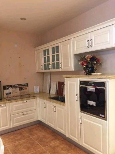 吸塑门板橱柜处理价格:3800元一套,地柜 半高柜