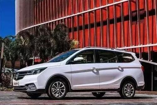 宝骏730多少辆(宝骏310)