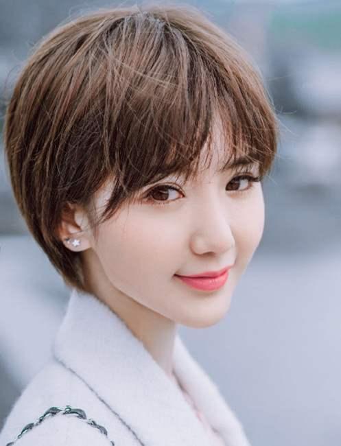 今年最火的发型它叫初恋短发显脸小又减龄明星都爱剪