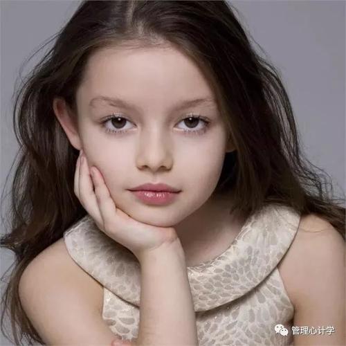 全球十大最美女孩长大了,只有1位活成了这样