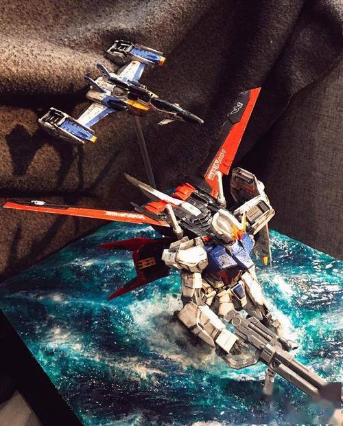 空霸,强袭高达水中前进场景