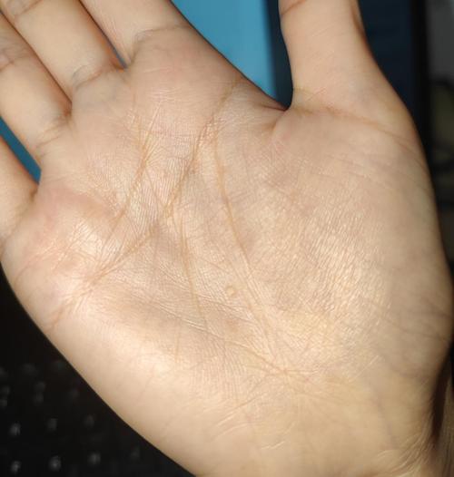 有会看手相的吗,我这个生命线是不是