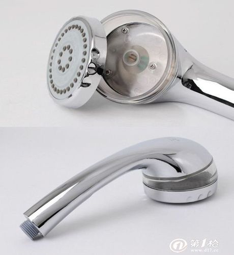 花洒头怎么拆卸清理