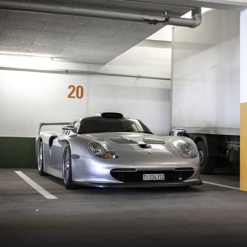 保时捷911gt1实车911家族的旗舰多年前的神车