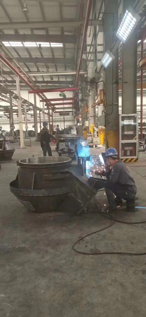 中联重科(湖南常德厂区)招聘熟练二保焊工有无证均可!